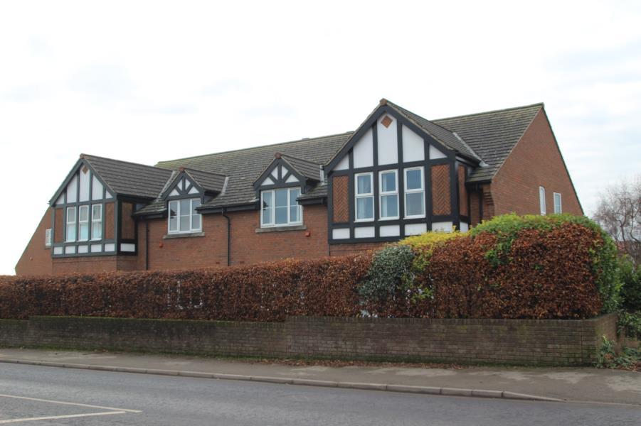 SYCAMORE COURT, THE SYCAMORES, LEEDS... 2 bed apartment £329,500