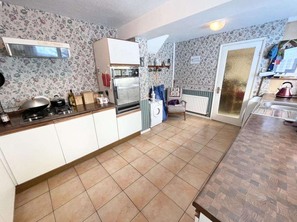 Deyes End, Maghull 3 bed semidetached house £158,000