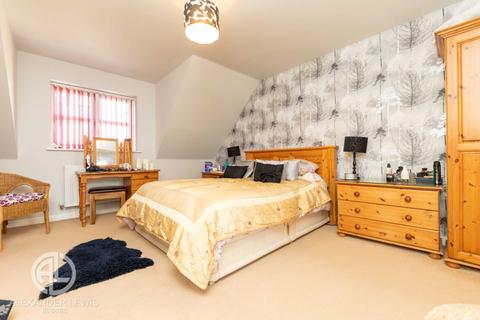 3 Boundary Close, Henlow, SG16 6FP