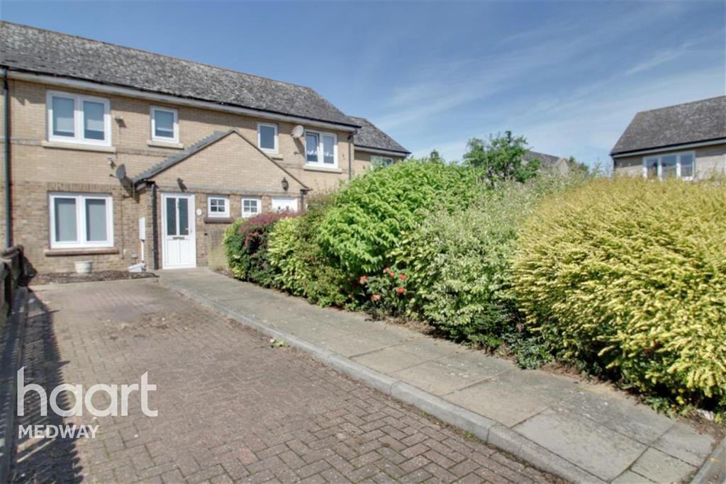 Gill Avenue, Wainscott, ME3 2 bed terraced house £995 pcm (£230 pw)