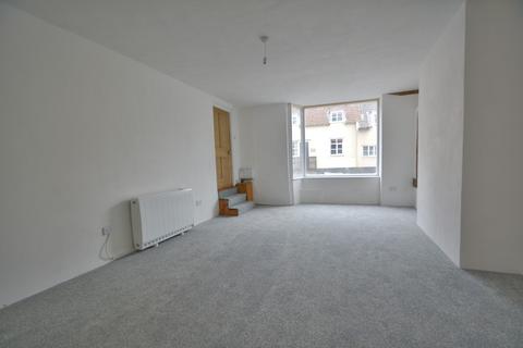 1 bedroom terraced house to rent, The Street, Long Stratton