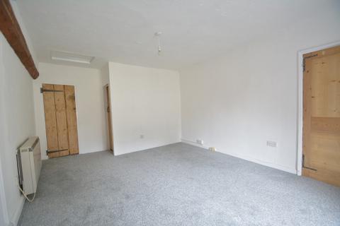 1 bedroom terraced house to rent, The Street, Long Stratton