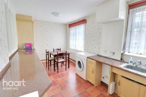 undefined, Artesian Close, Hornchurch
