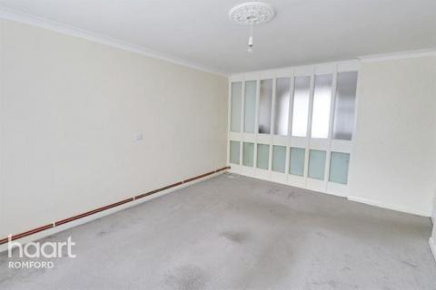 Artesian Close, Hornchurch