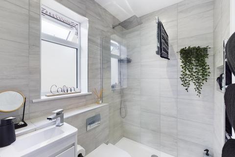 305 Kingston Road, Ashford, TW15 3SJ