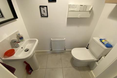 2 Hazel Close, Burton-on-trent, DE13 0UD