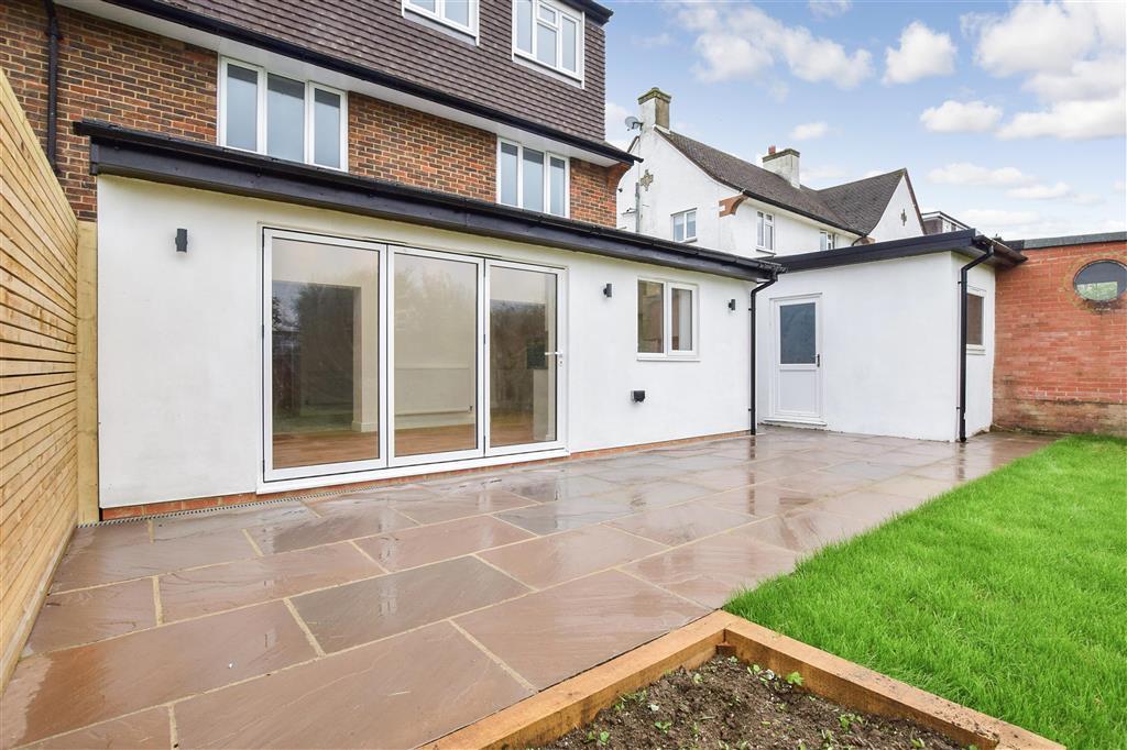 Patio / Decking