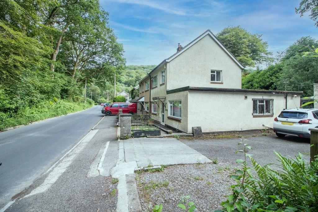Plot of Land, Main Road, Gwaelodygarth Residential development £140,000