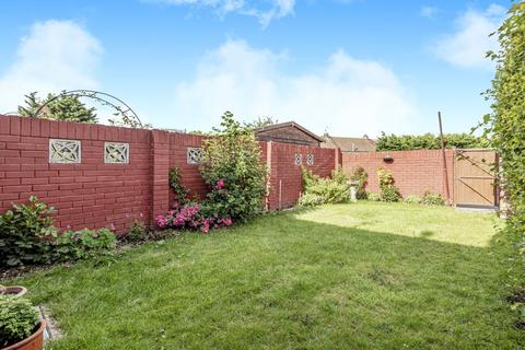 44, Windsor Court Windsor Road, Sunbury-on-thames, TW16 7RA