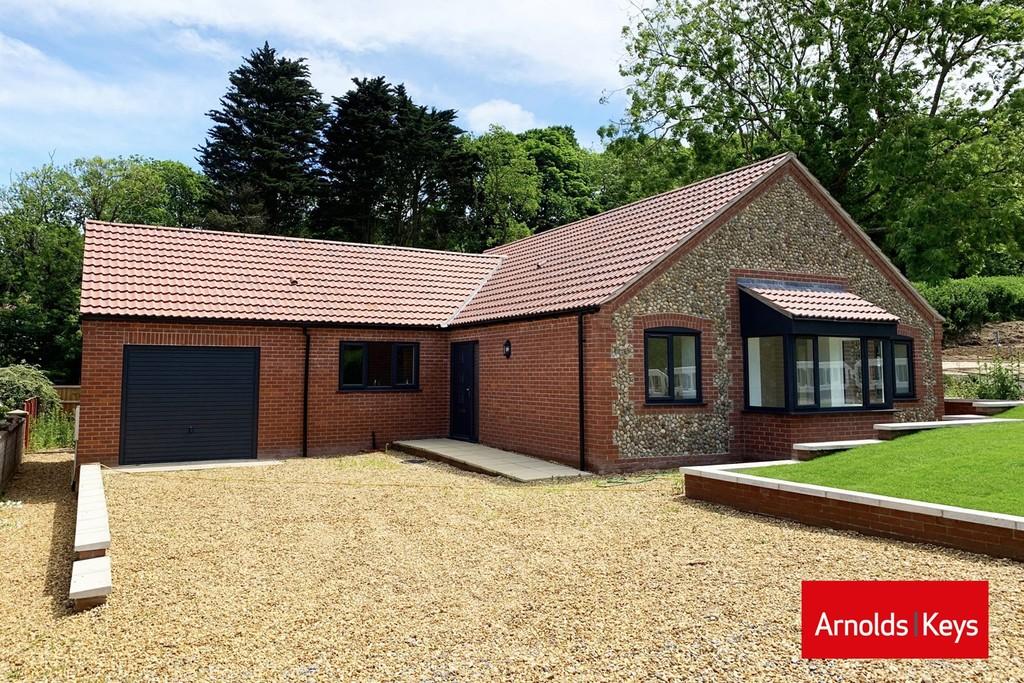 Renwick Park East, West Runton 3 bed detached bungalow for sale £565,000