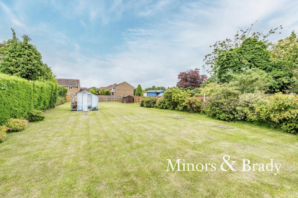 Spixworth Road, Old Catton 3 bed semidetached house £325,000