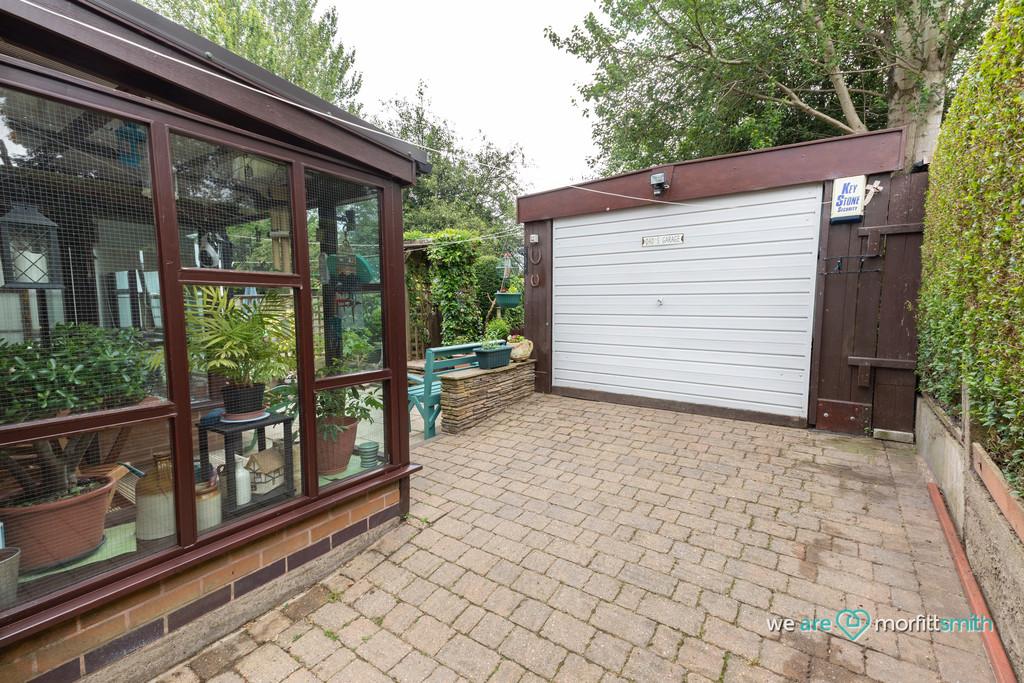 Detached Garage