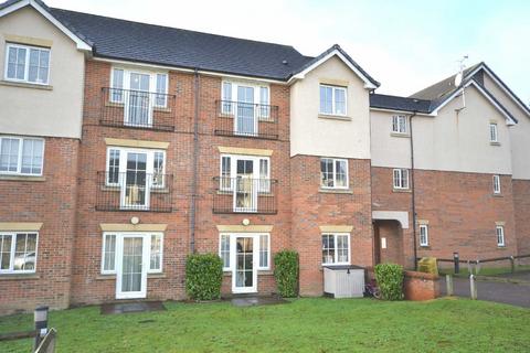 2 bedroom flat to rent, St Gregorys House, Addison Court, Centre Drive, Epping