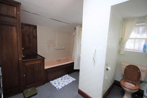 64 Bainbridge Road, Sedbergh, LA10 5AU