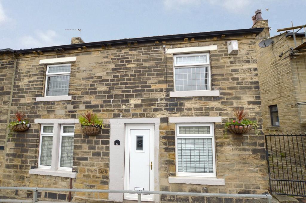 Robin Lane, Pudsey 2 bed semidetached house £189,950