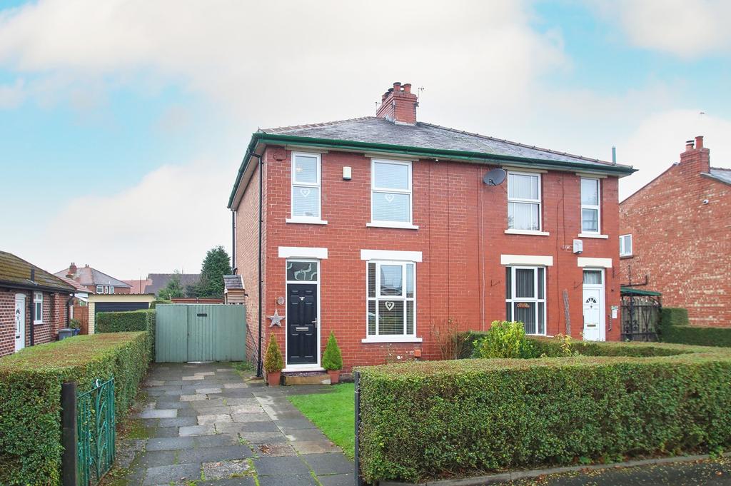 Chapel Lane, Partington, Manchester, M31 3 bed semidetached house £
