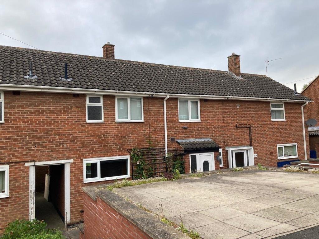 West Avenue, Melton Mowbray 3 bed semidetached house £675 pcm (£156 pw)