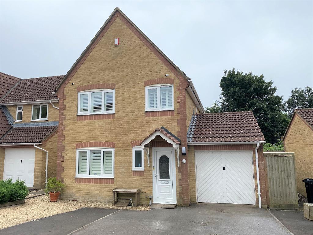 Russet Way, Peasedown St John, BA2 8ST 3 bed detached house £1,400