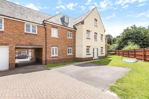 2 bedroom apartment to rent, Gloucester Avenue, Shinfield, Berkshire, RG2