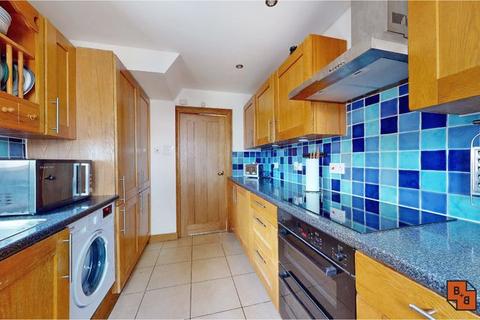 34 Manor Road, West Wickham, BR4 9PS