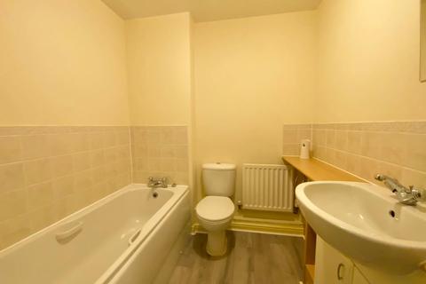82 Baines Way, Grange Park, Northampton, NN4 5DP