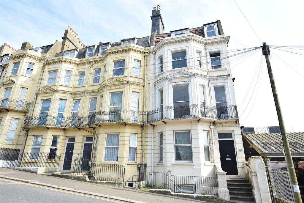 St. Margarets Road, St. LeonardsOnSea 2 bed flat £145,000