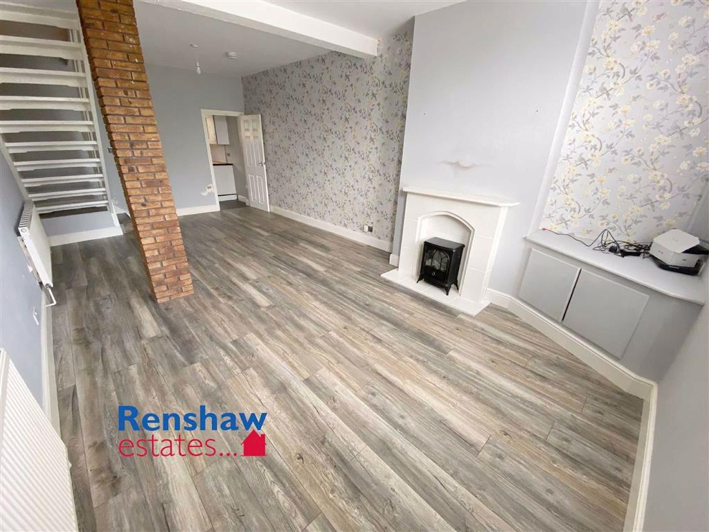 Andrew Avenue, Ilkeston, Derbyshire 2 bed terraced house £595 pcm (£