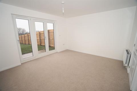 20 Freckleton Court, Adlington, Chorley, PR6 9FS