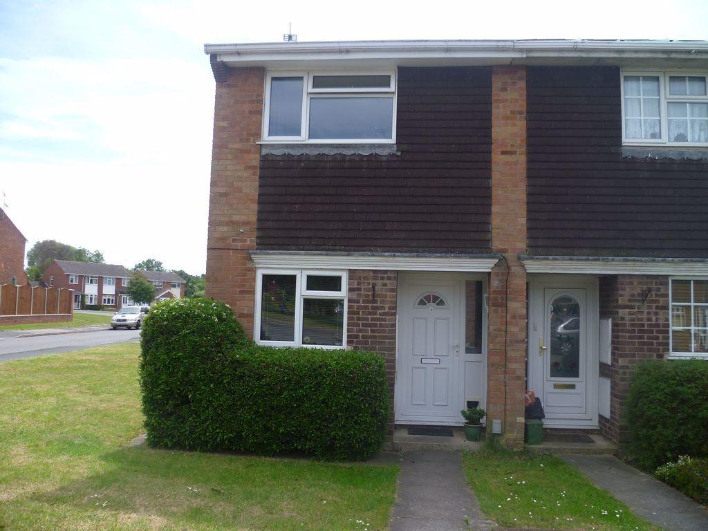 Verdun Close, Whitnash 2 bed house £825 pcm (£190 pw)