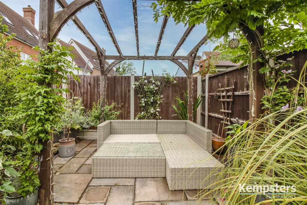 Rear Garden 2.jpg