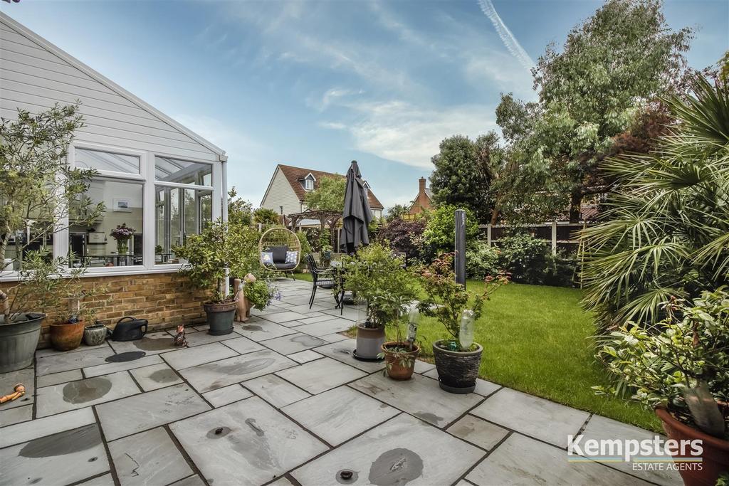 Rear Garden 5.jpg