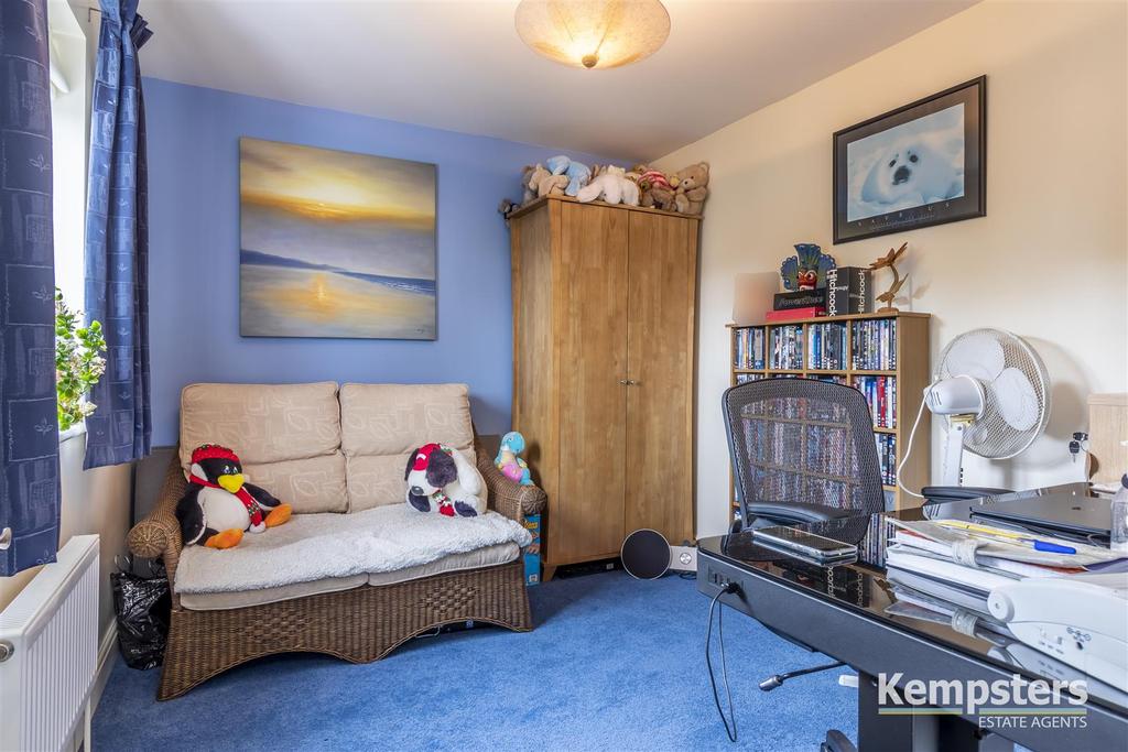Bedroom 5.jpg