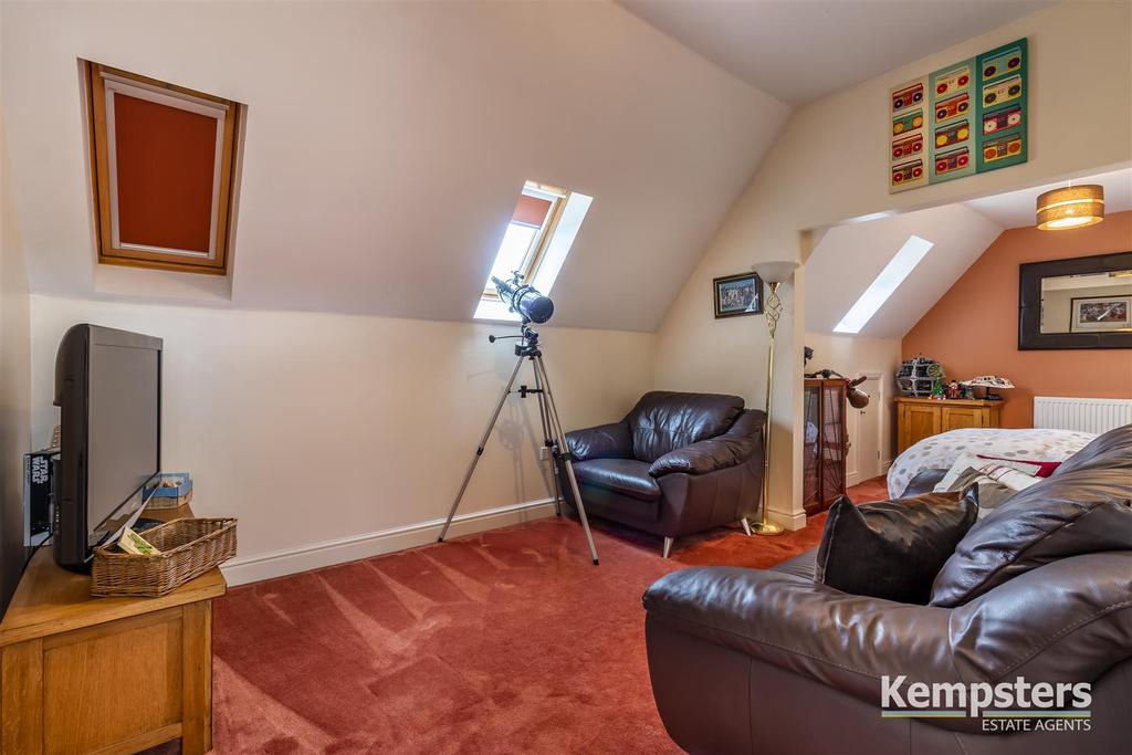 Bedroom 2.jpg