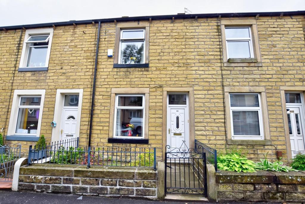 Oak Street, Colne 2 bed terraced house £81,950