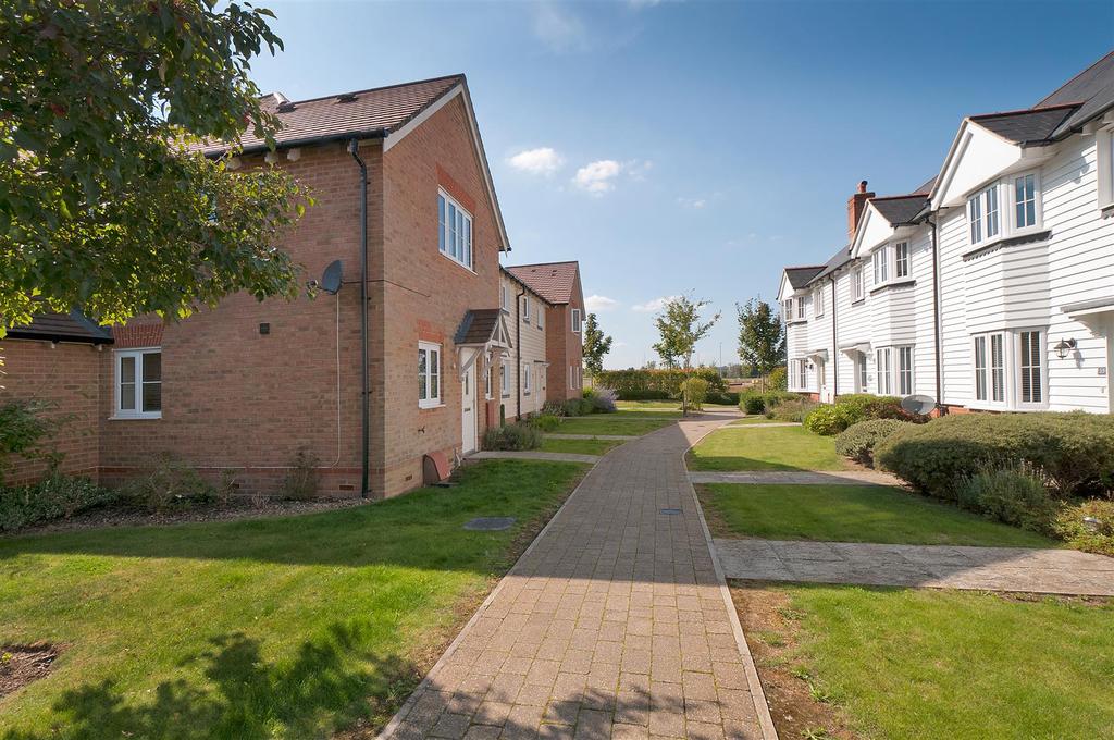 Porter Avenue, Kings Hill, ME19 4QN 3 bed end of terrace house for sale