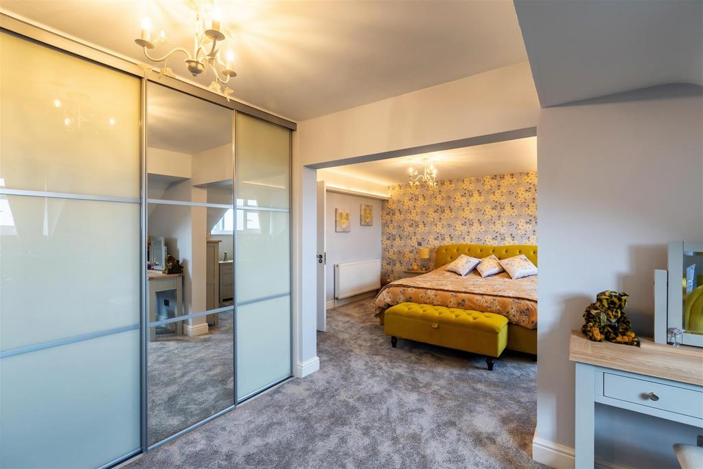 Principal suite