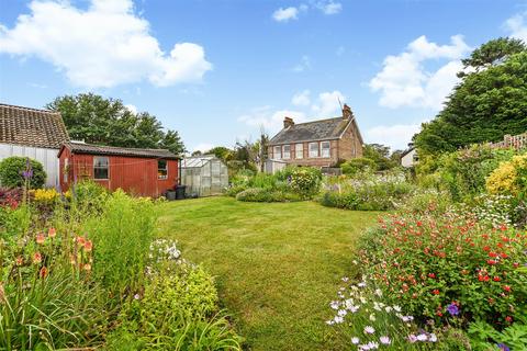 10 Briar Close, Yapton, Arundel, BN18 0ES