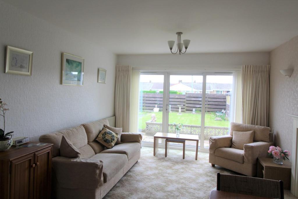 Hareside, Cramlington 2 bed semidetached bungalow £219,950
