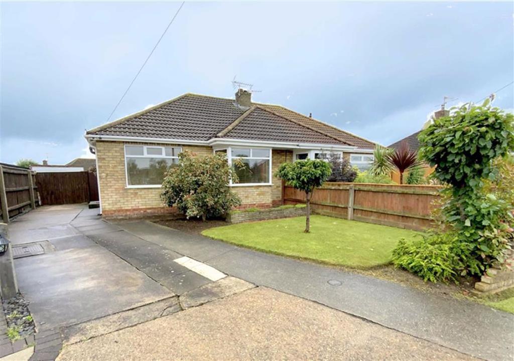 Phillip Grove, Cleethorpes, North... 3 bed bungalow £180,000