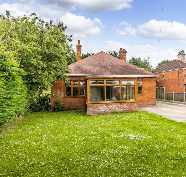Old Leake Commonside 5 bed detached bungalow for sale £310,000