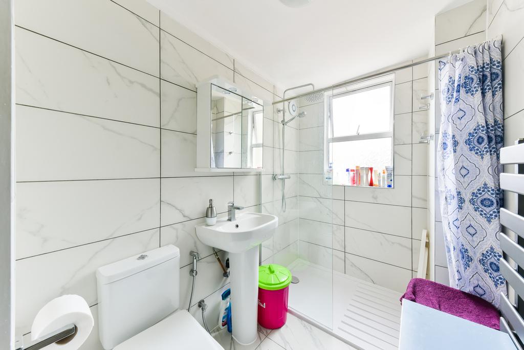 Apartment in London - View 5
