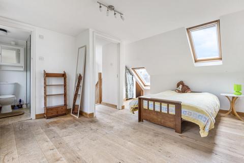 6 Whittell Gardens, London, SE26 4LN