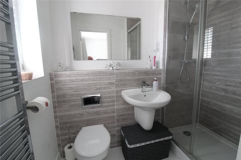 8 Charles Crescent, Rochford, SS4 1FN