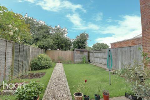 26 Castle Dore, Freshbrook, Swindon, SN5 8PH