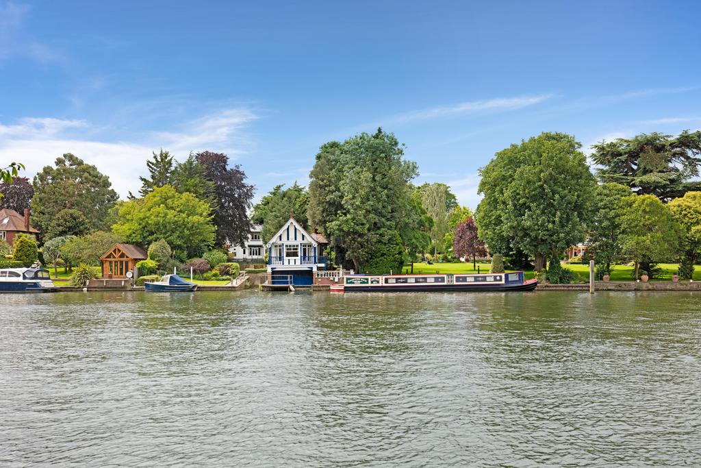 Viewed from River Thames