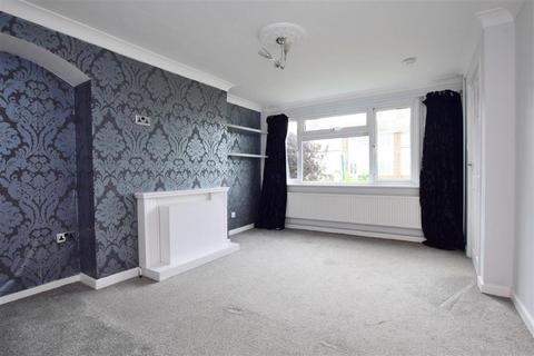 19 Daniel Close, Lancing, BN15 9EH