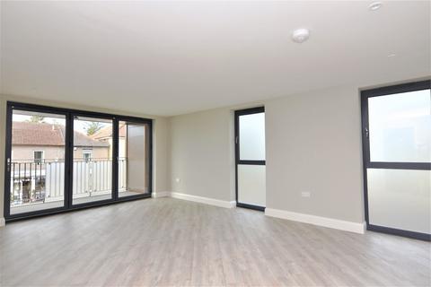 2 bedroom apartment for sale - High Road, South Benfleet, Essex, SS7