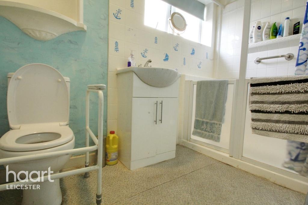 Braunstone Lane East, Leicester 2 bed bungalow £250,000