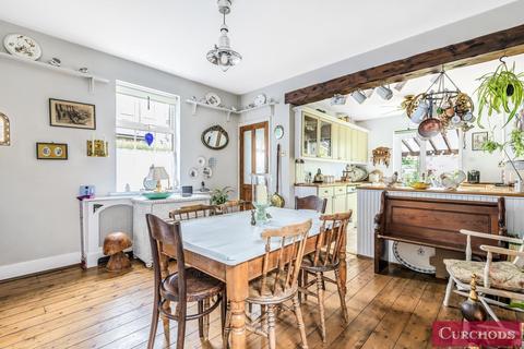 11 Rooksmead Road, Sunbury-on-thames, TW16 6PD