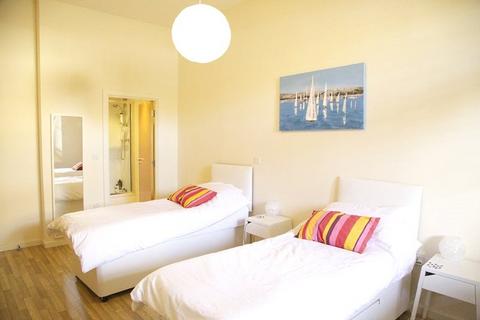 3 bedroom apartment for sale, St Georges Walk, Gosport, Hampshire, PO12